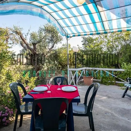 Casa Rizzelli Nyaraló *